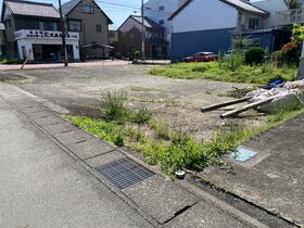 岐阜県羽島市竹鼻町狐穴