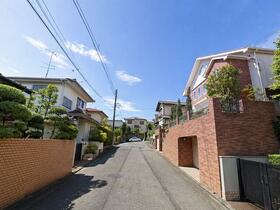 神奈川県横浜市青葉区柿の木台