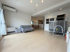 北海道札幌市厚別区大谷地西１丁目