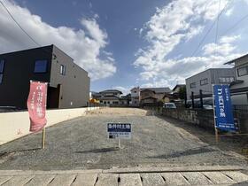 福岡県福岡市早良区野芥２丁目