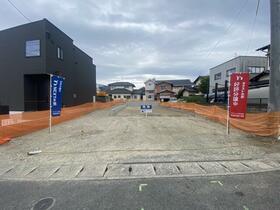 福岡県福岡市早良区野芥２丁目