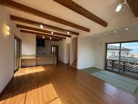 福岡県福岡市城南区友丘４丁目