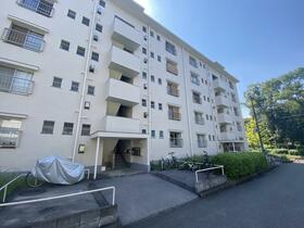 泉北桃山台第二団地３２号棟