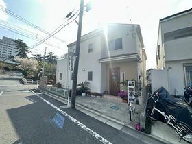 神奈川県中郡大磯町国府本郷