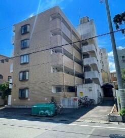 静岡県沼津市白銀町