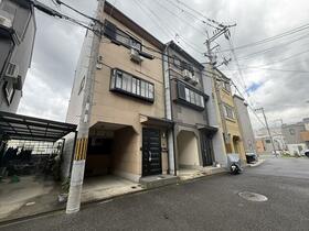 京都府京都市右京区西京極畑田町