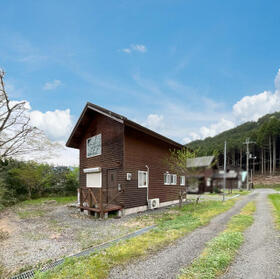兵庫県丹波市青垣町口塩久