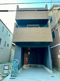 大阪府大阪市港区八幡屋３丁目