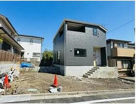 神奈川県横浜市緑区上山３丁目