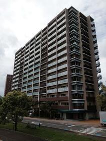 宮崎県宮崎市松山２丁目