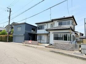 富山県高岡市常国