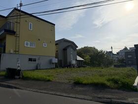 北海道札幌市豊平区西岡二条１４丁目