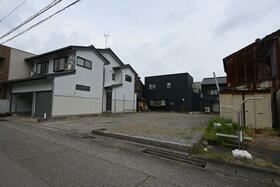 富山県富山市岩瀬入船町