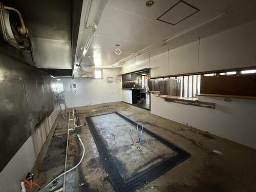 commercial 高知県高知市百石町３丁目