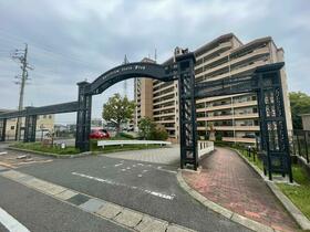 スペクトルティアラ宇頭１００２号室