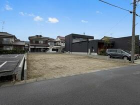 愛知県稲沢市小沢２丁目