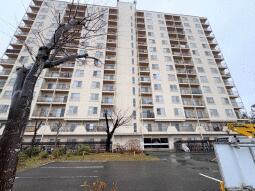 小岩井中津川マンション
