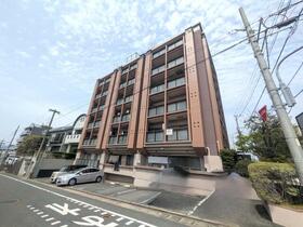 福岡県福岡市城南区長尾５丁目