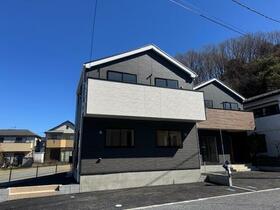 東京都八王子市元八王子町２丁目