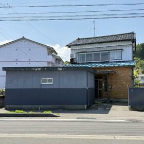 富山県小矢部市八和町