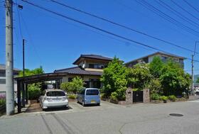 山梨県中巨摩郡昭和町西条