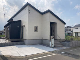 埼玉県吉川市中曽根２丁目