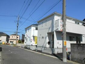 埼玉県北足立郡伊奈町本町１丁目