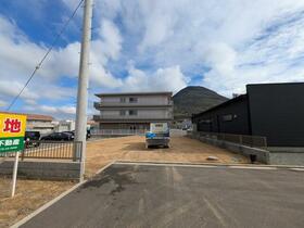 香川県丸亀市飯野町東二