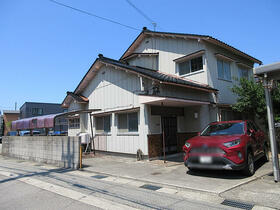 富山県富山市稲荷元町３丁目