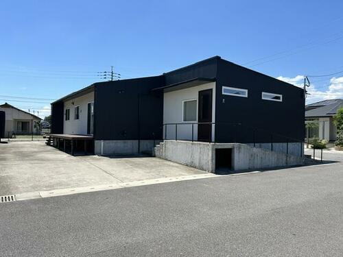 detached 佐賀県三養基郡上峰町大字坊所字上坊所