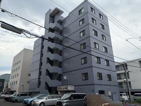 北海道札幌市中央区南八条西１７丁目