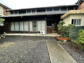 三重県四日市市貝家町