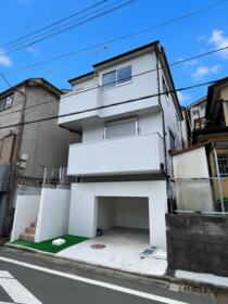 埼玉県朝霞市岡３丁目