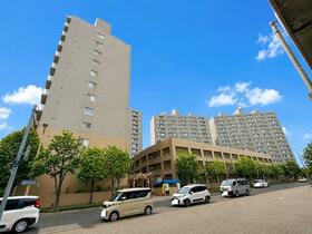 北海道札幌市西区琴似三条１丁目