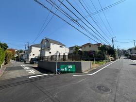 神奈川県横浜市緑区上山３丁目