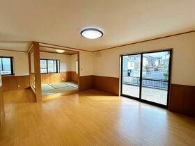 岐阜県多治見市滝呂町１２丁目