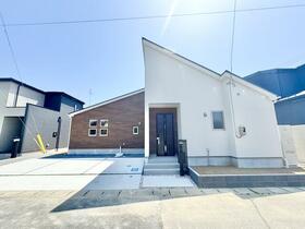 福島県郡山市安積町長久保３丁目