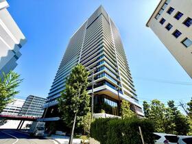 Ｂｒｉｌｌｉａ　Ｔｏｗｅｒ　箕面船場　ＴＯＰ　ＯＦ　ＴＨＥ　ＨＩＬＬ