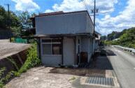 三重県多気郡多気町朝柄
