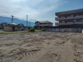 山梨県韮崎市中島１丁目