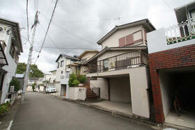 和歌山県和歌山市三葛