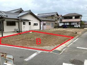 愛知県豊田市鴛鴨町西屋敷