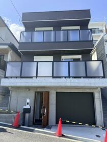 兵庫県神戸市中央区熊内町８丁目