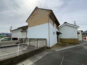長野県千曲市大字稲荷山