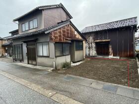 富山県高岡市清水町２丁目