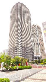 Ｗ　Ｃｏｍｆｏｒｔ　Ｔｏｗｅｒｓ　ＷＥＳＴ