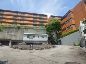 兵庫県宝塚市中山荘園