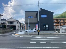 広島県呉市広杭本町