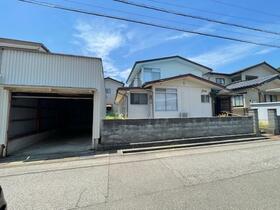 富山県高岡市伏木古府元町