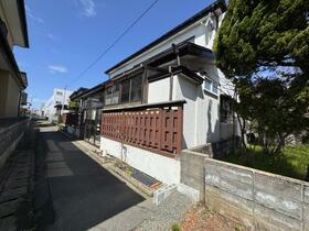 秋田県秋田市旭北錦町
